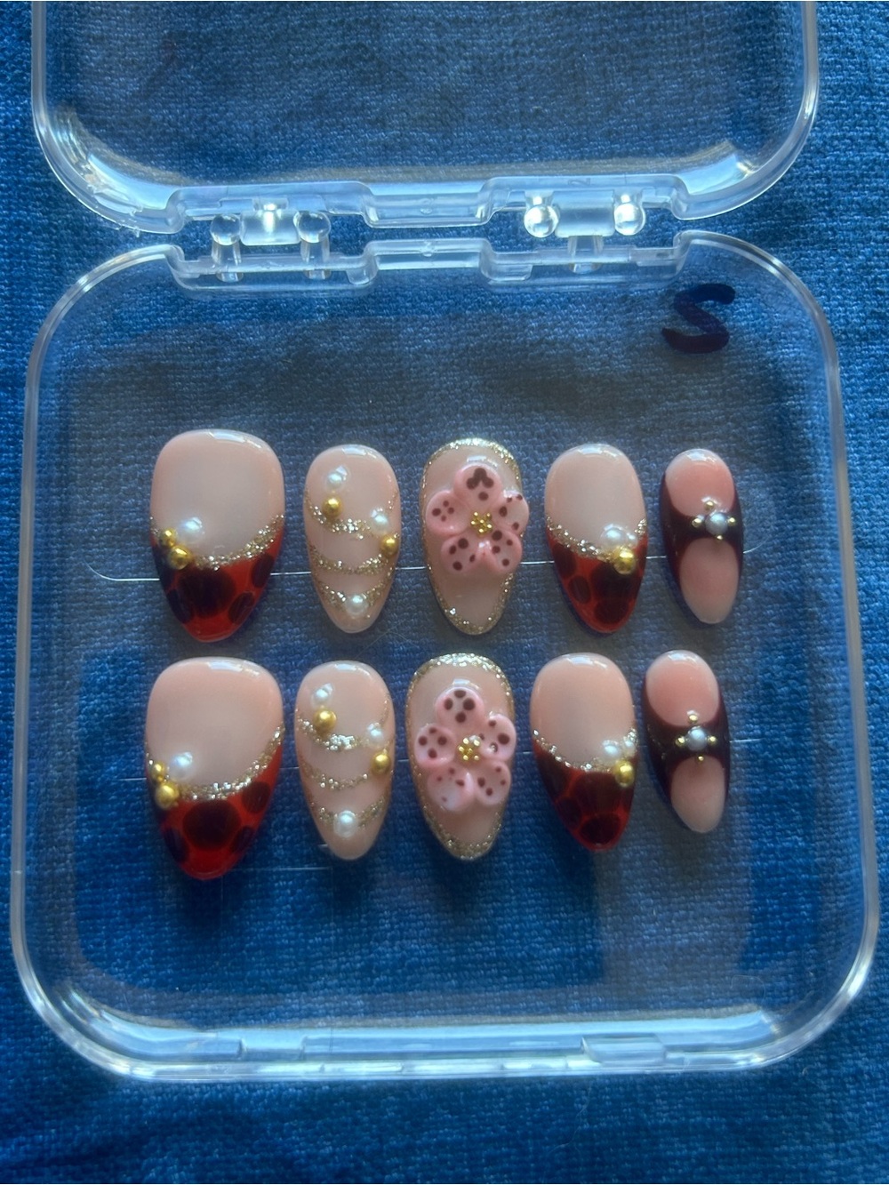 Mini Almond - Handmade Artisan Press On Nails